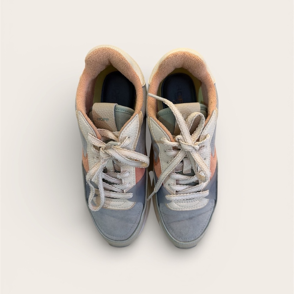 Hoff District tennis shoes size 8 sample